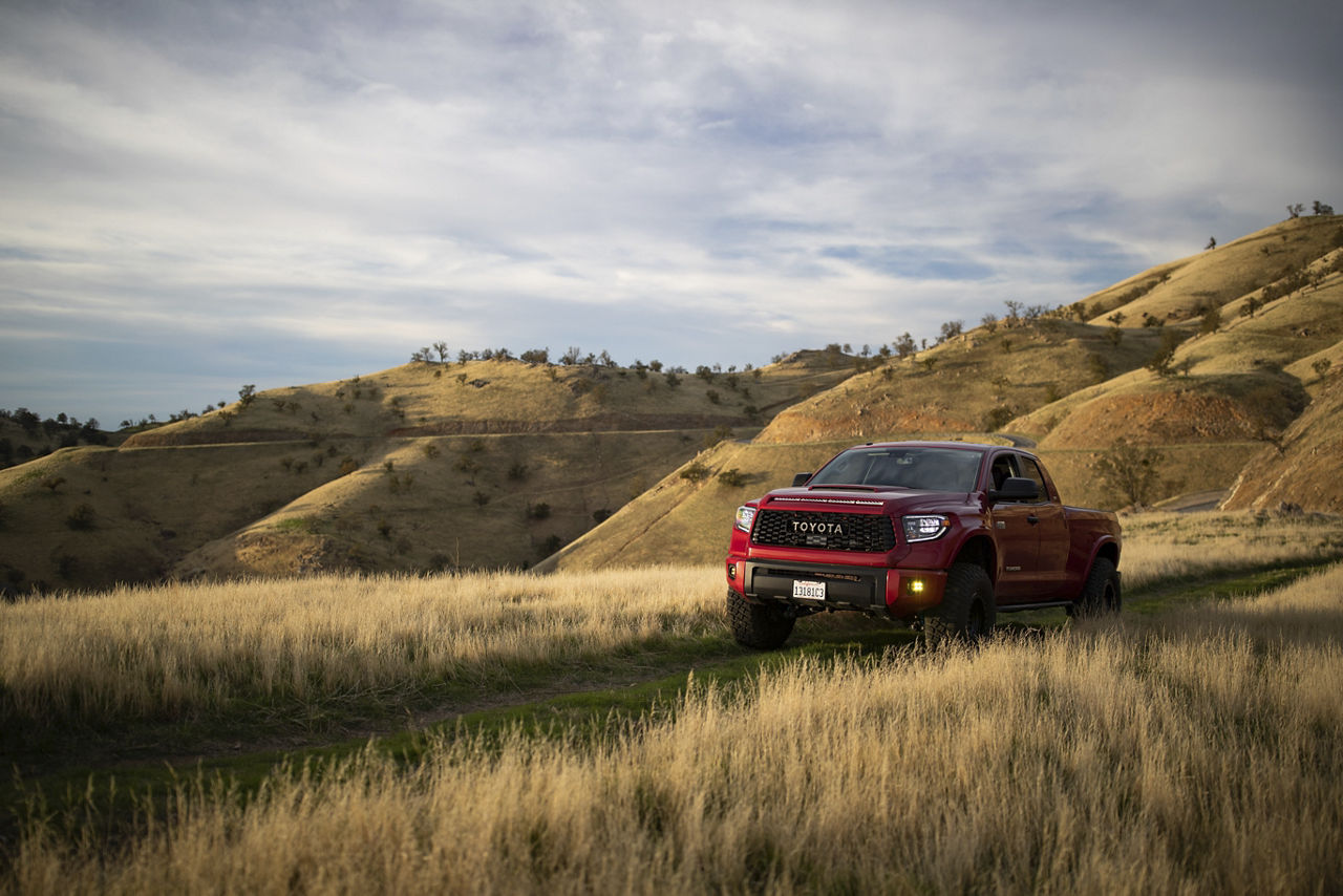 2021 Toyota Tundra - Fuel ZEPHYR BEADLOCK - Black | Wheel Pros
